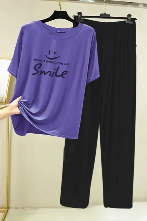 Smile T-Shirt and Black Pants Sleep Set